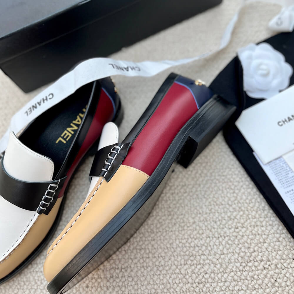 Ch**el Loafer