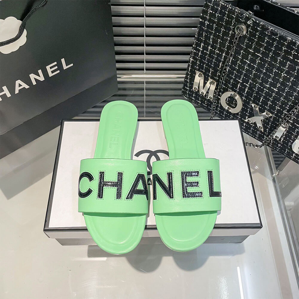 Ch**el Slides