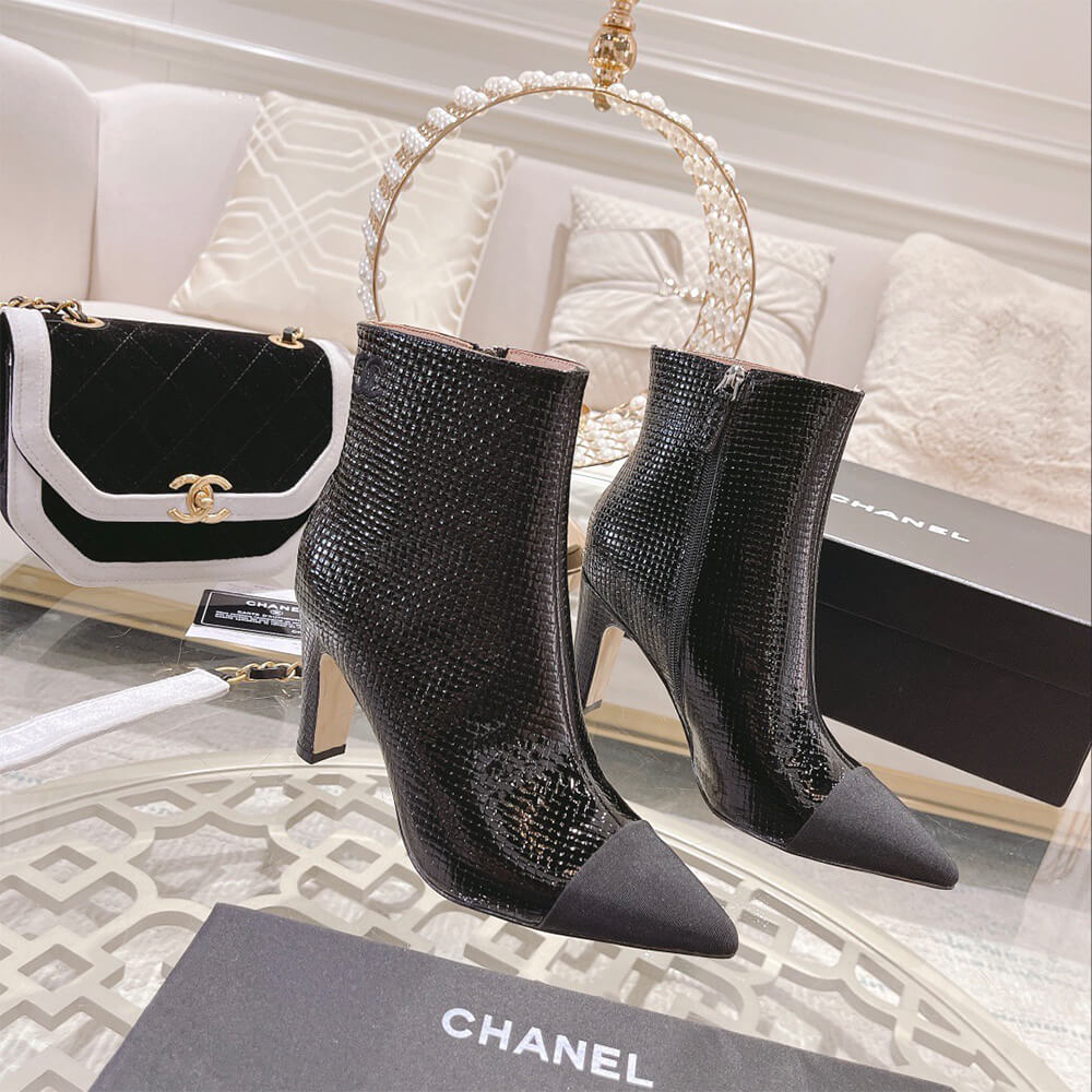 Ch**el ANKLE BOOT