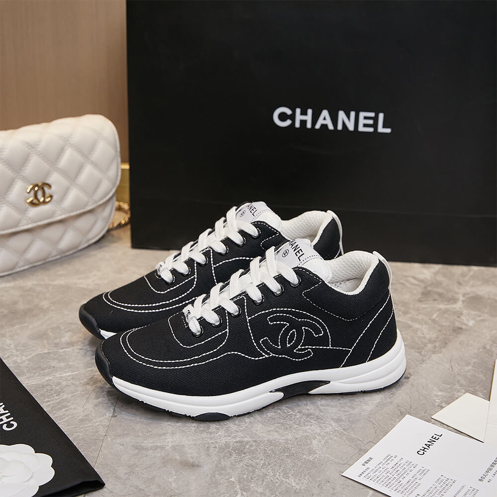 Ch**el Trainers