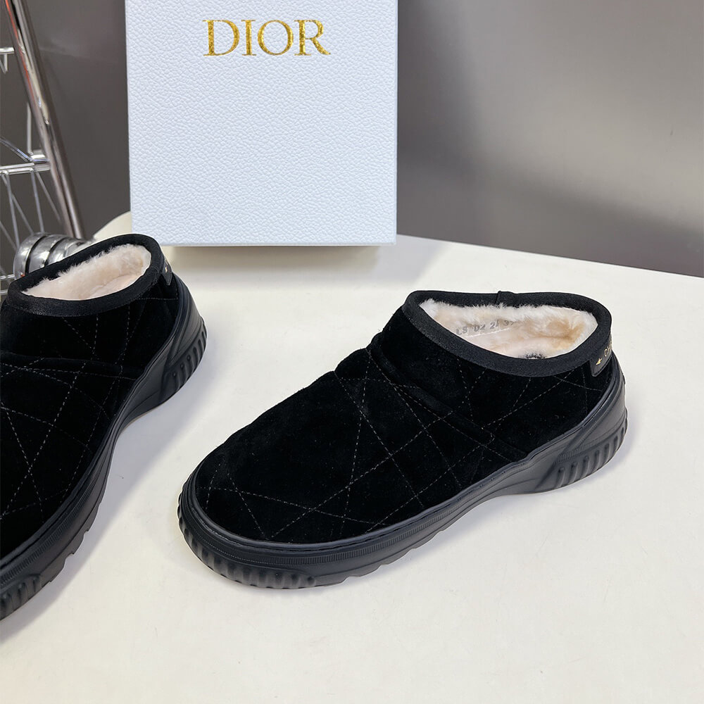 D10r Frost Ankle Boot