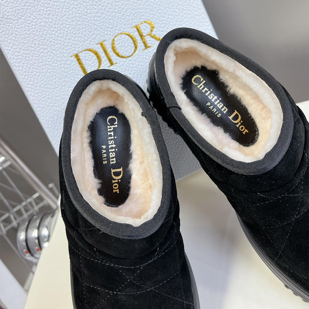 D10r Frost Ankle Boot