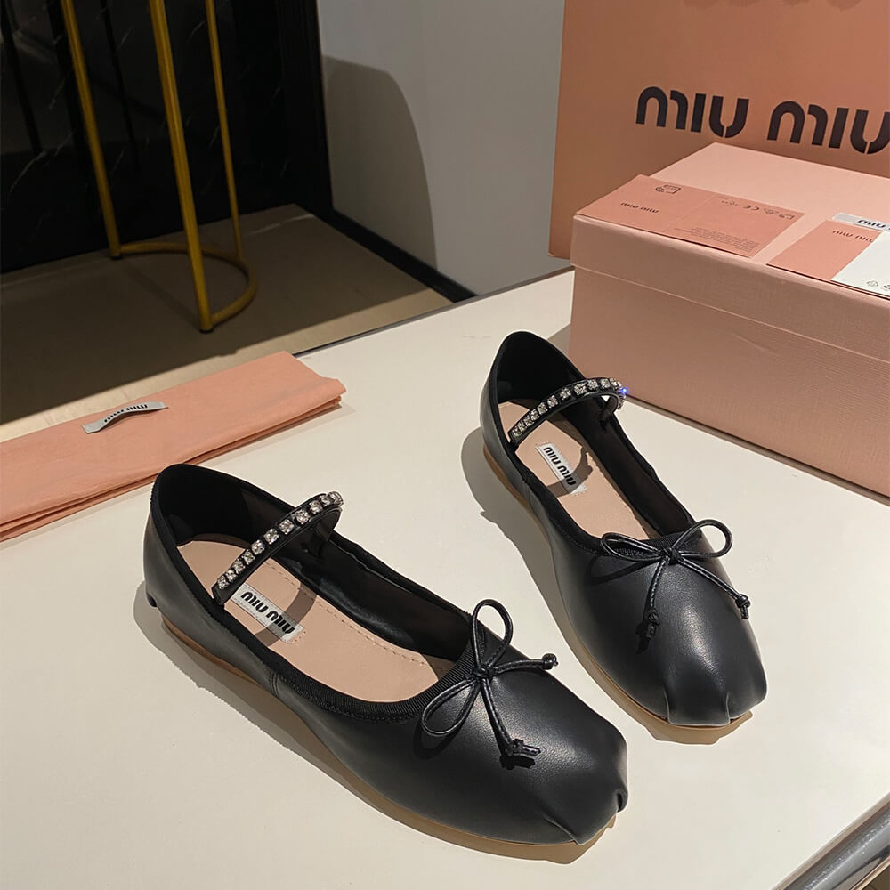 M1um1u Leather ballerinas