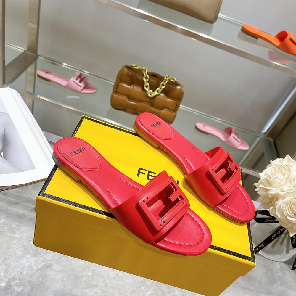 F**di Baguette Slides