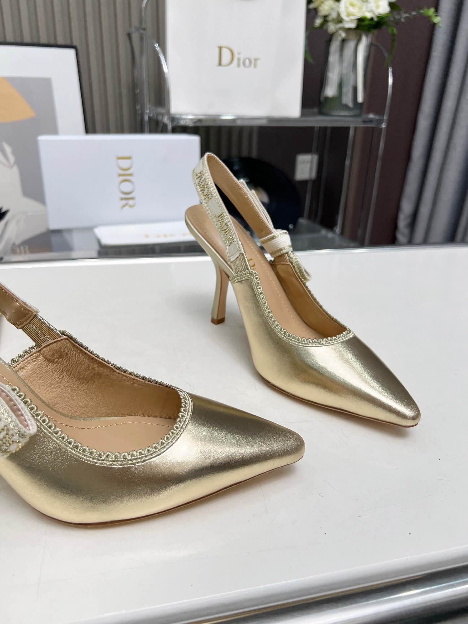 J’AD10r Slingback Pump