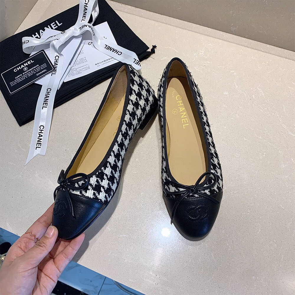 Ch**el Ballet Flat
