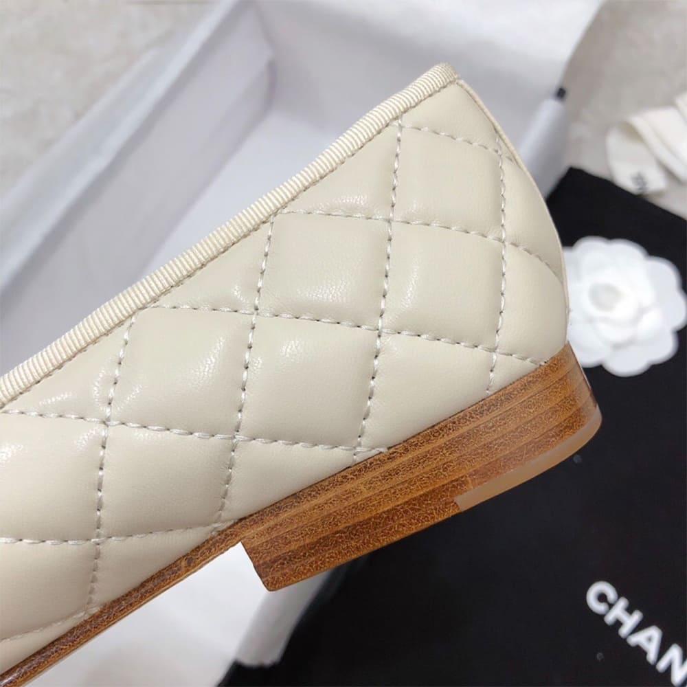 Ch**el Ballet Flat