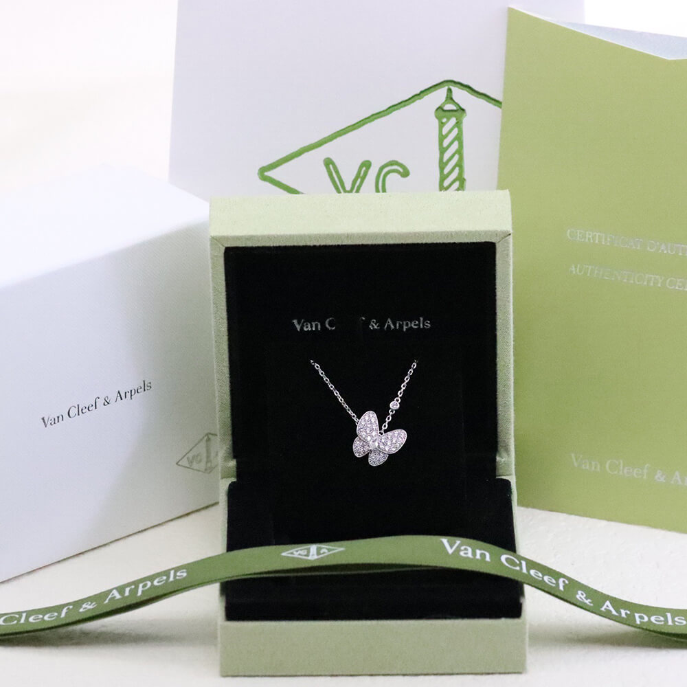 V*n Cl**f & Arpels Necklace