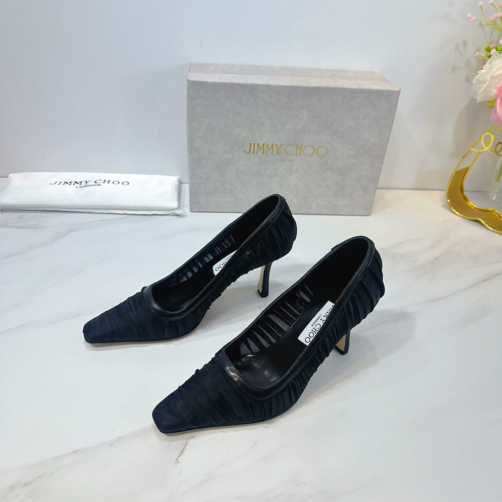 J1m*y Ch00 Pumps 85
