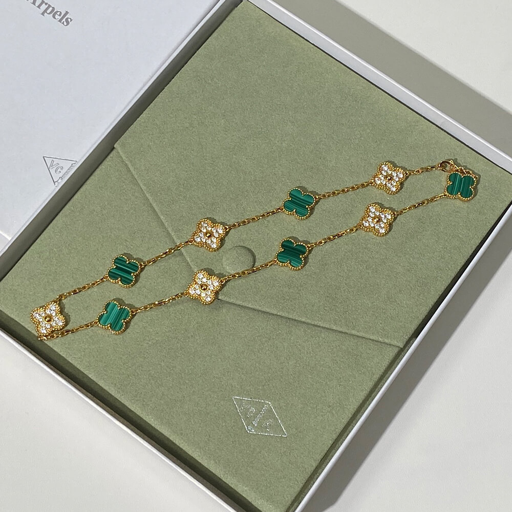 V*n Cl**f & Arpels Necklace