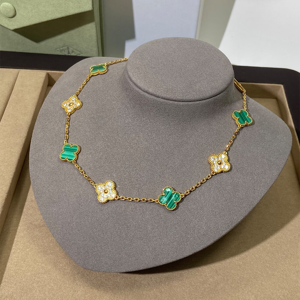 V*n Cl**f & Arpels Necklace
