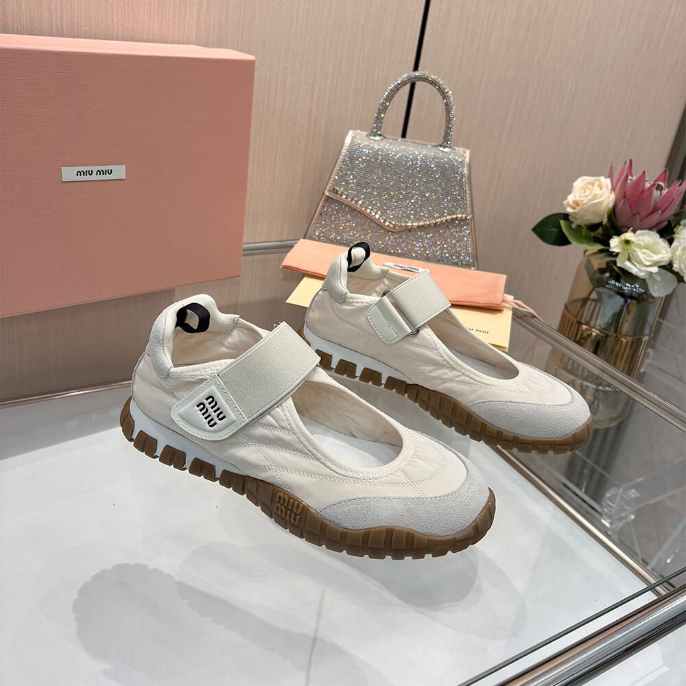 M1um1u ballet flats