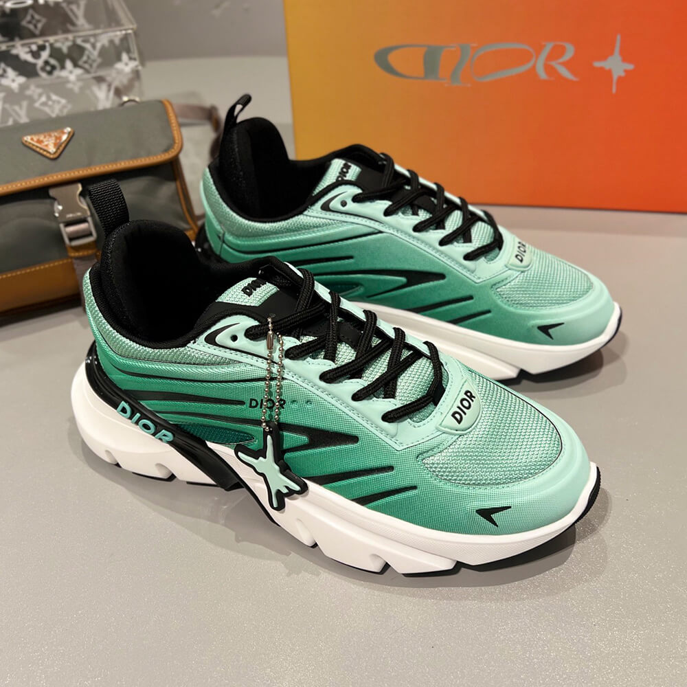 D10r B44 Blade Sneaker