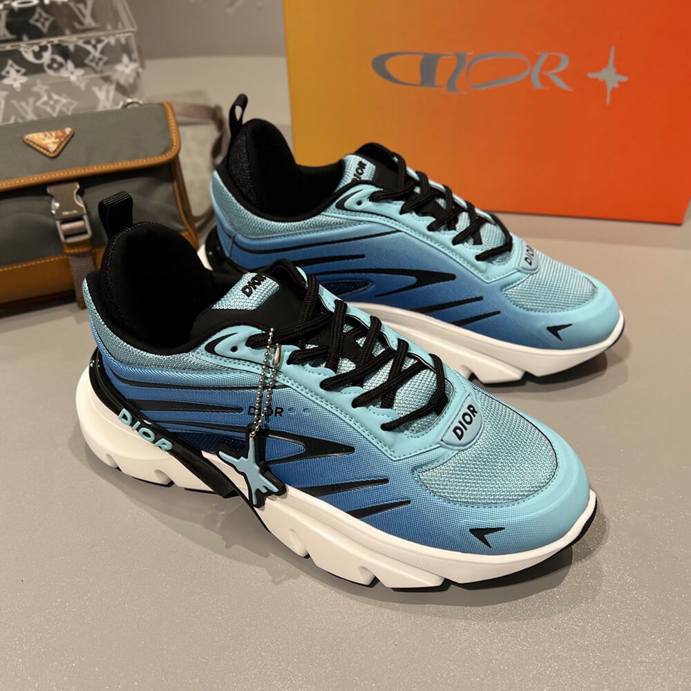 D10r  B44 Blade Sneaker