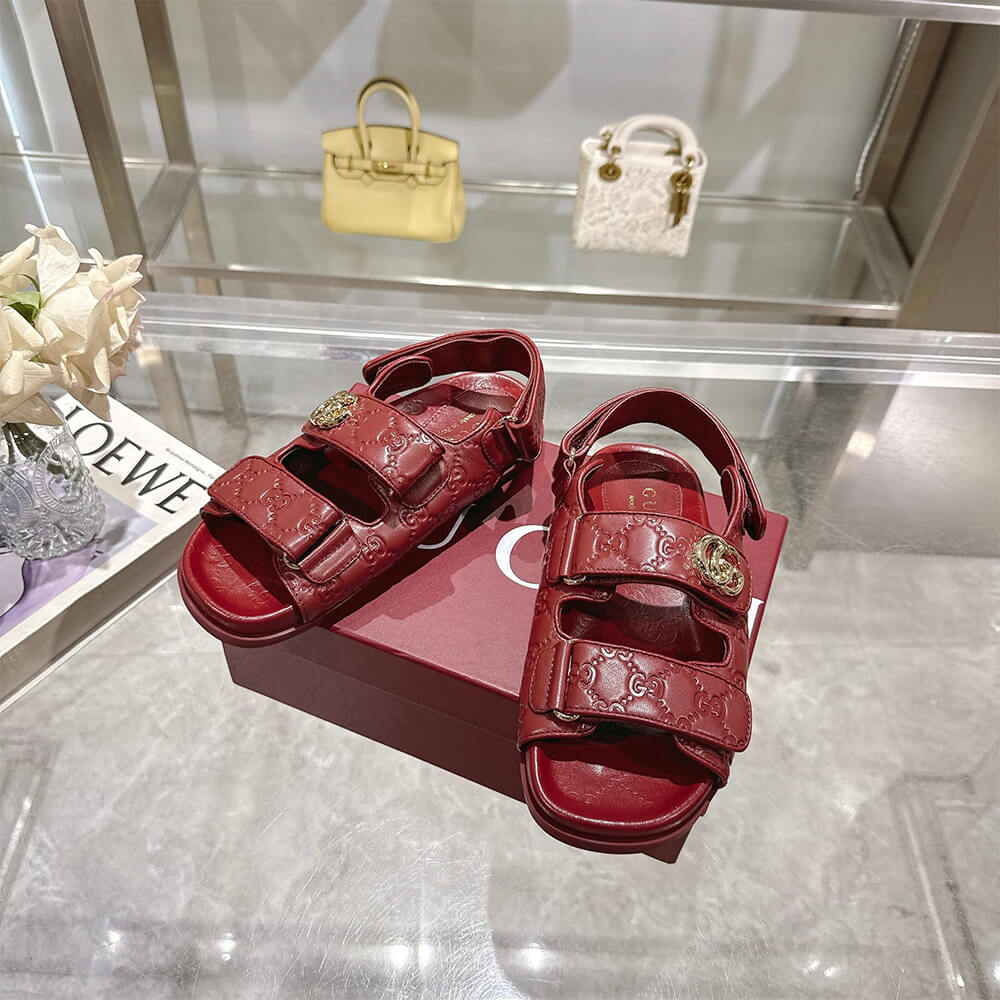 Gvc*1 Women’s sandal with Double G