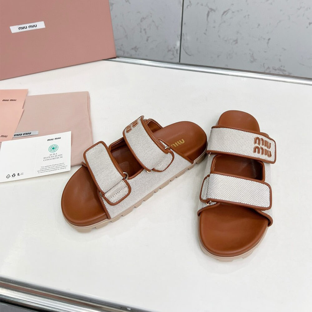 M1um1u Canvas slides