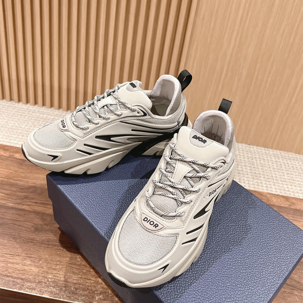 D10r  B44 Blade Sneaker