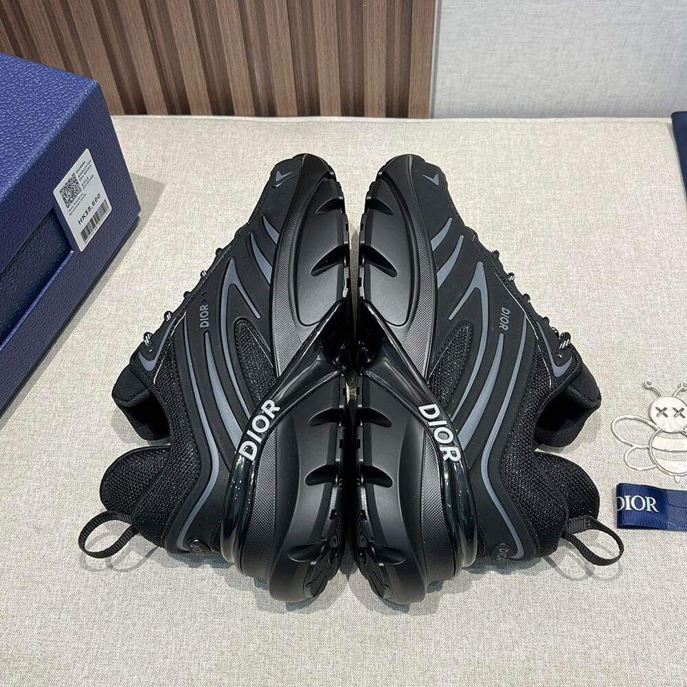 D10r B44 Blade Sneaker