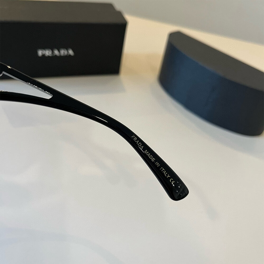 Pra*a SUNGLASSES