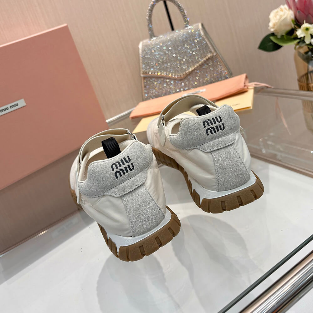 M1um1u ballet flats