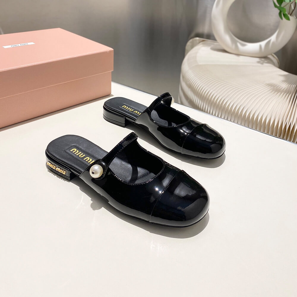 M1um1u Mary Jane pumps