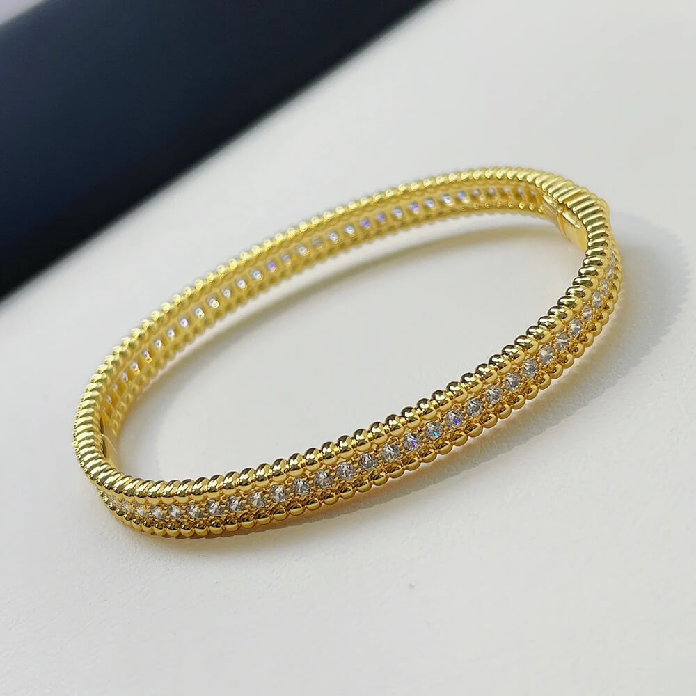 V*n Cl**f & Arpels Perlée D1am0nds bracelet, 1 row, medium model