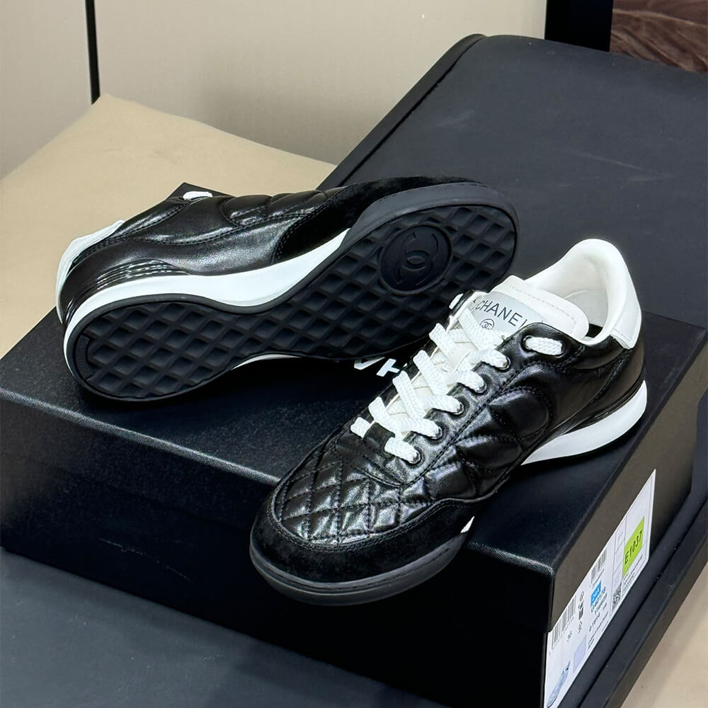 Ch**el Sneakers