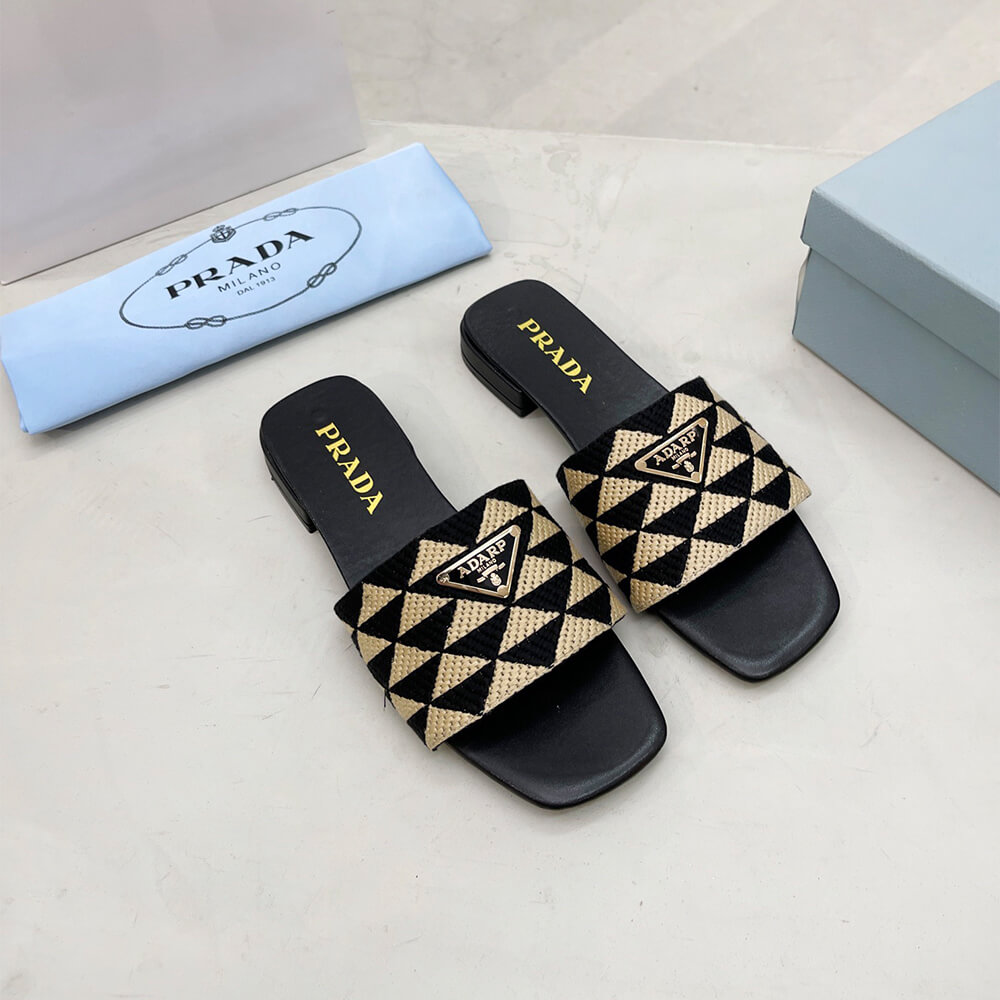 Pra*a Embroidered fabric slides