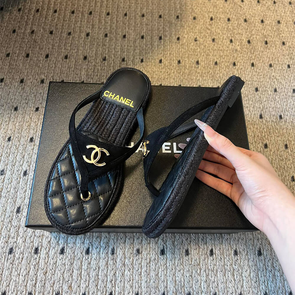 Ch**el Thongs