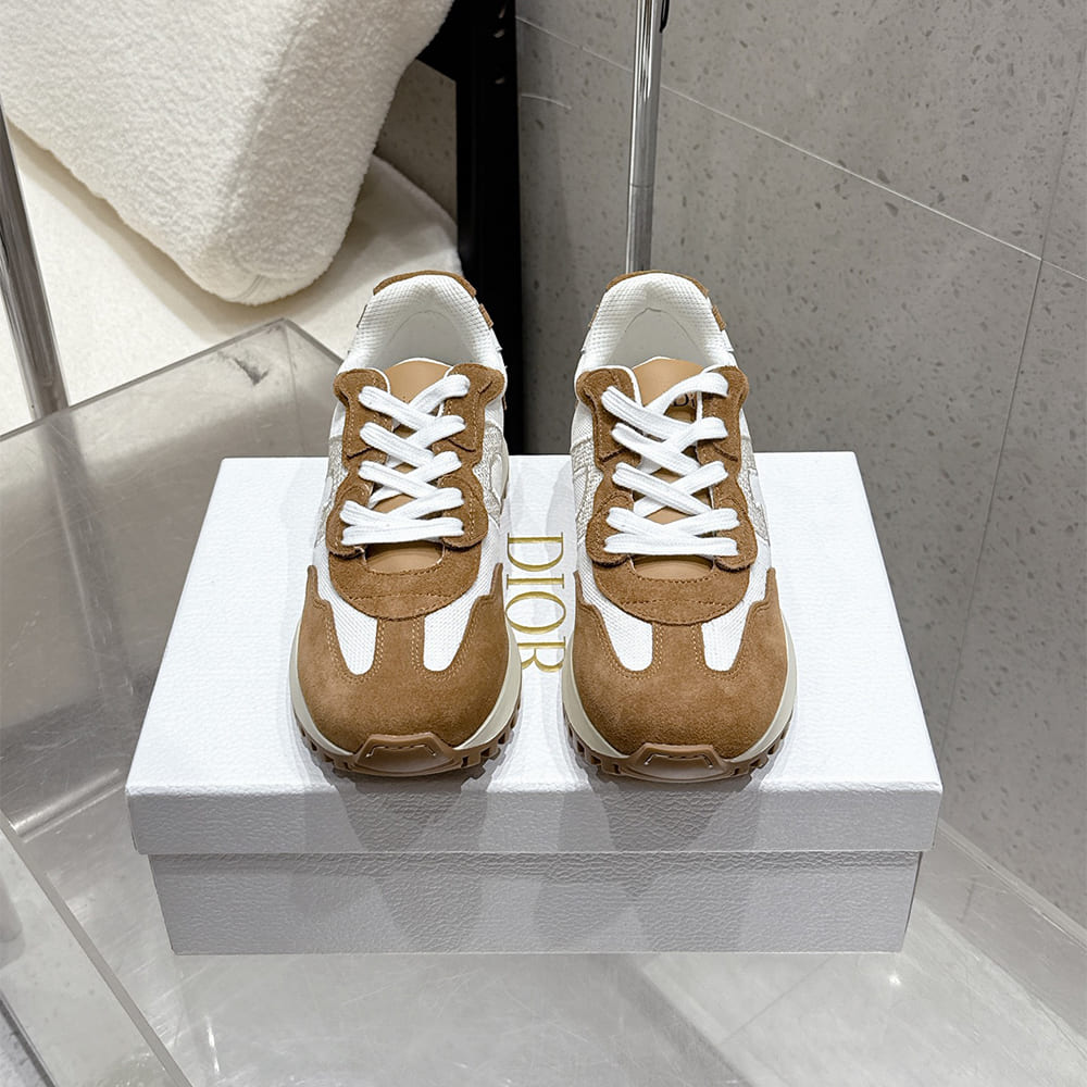 C’est D10r Sneaker