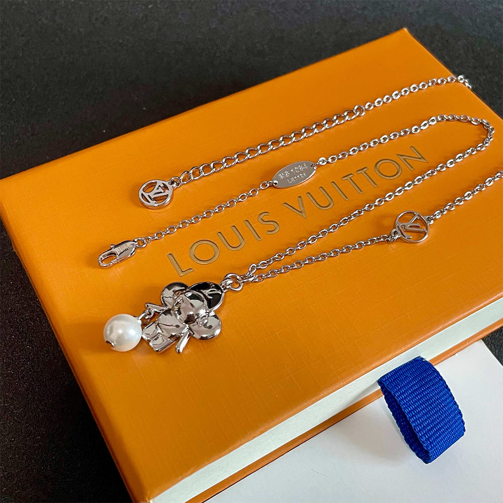 LV necklace
