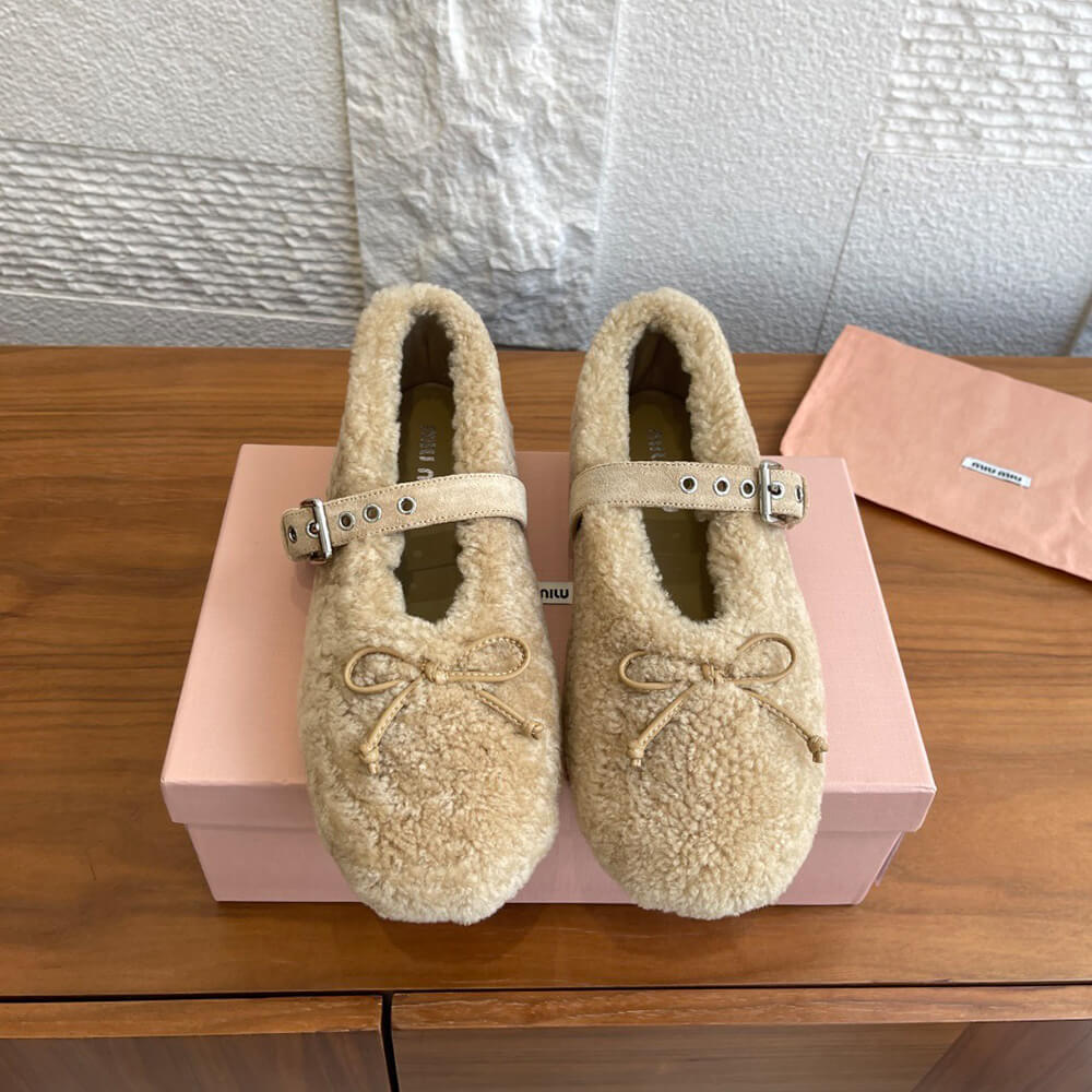 M1um1u Shearling ballerinas
