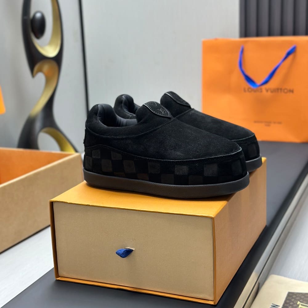 LV Yeti Slip On
