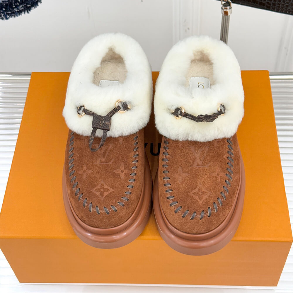 LV Ski Cortina Closed Mule