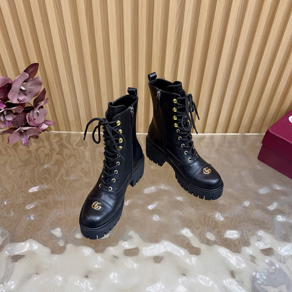 Gvc*1 Women’s lace-up ankle boot with GG
