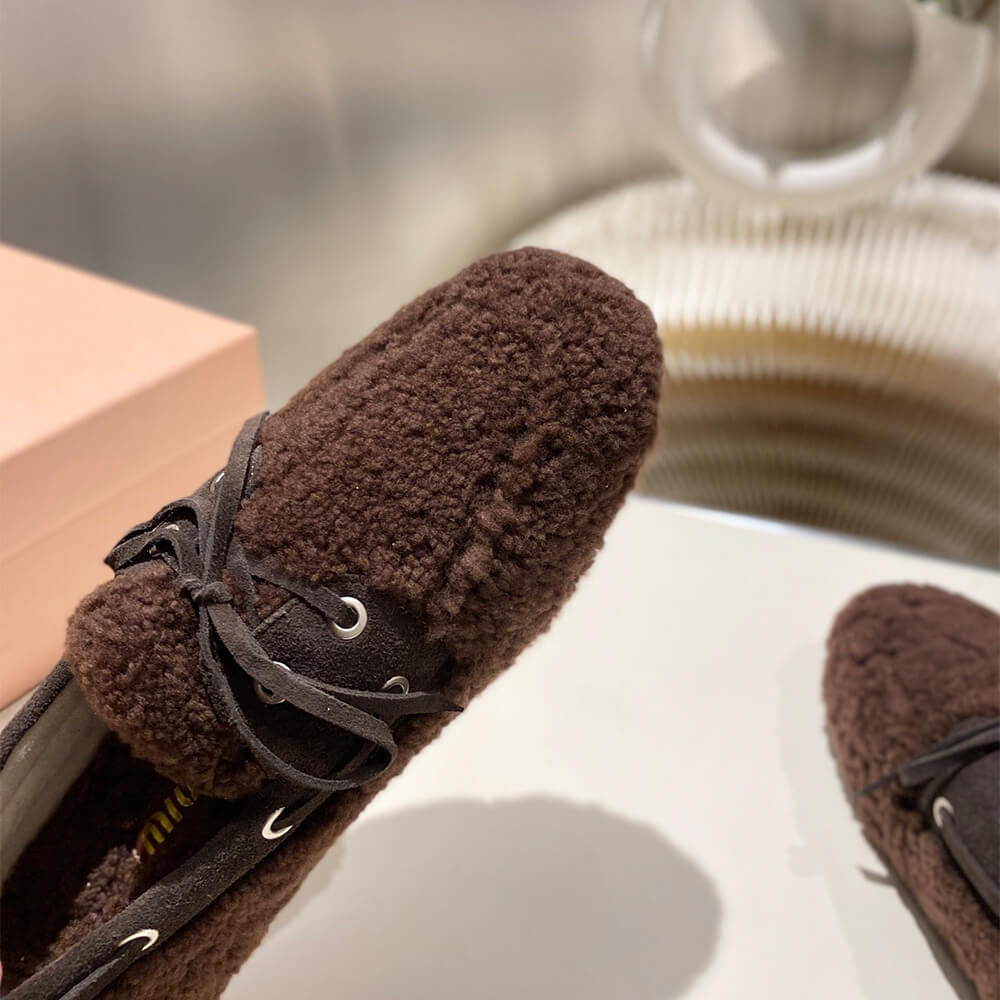 M1um1u Shearing loafers
