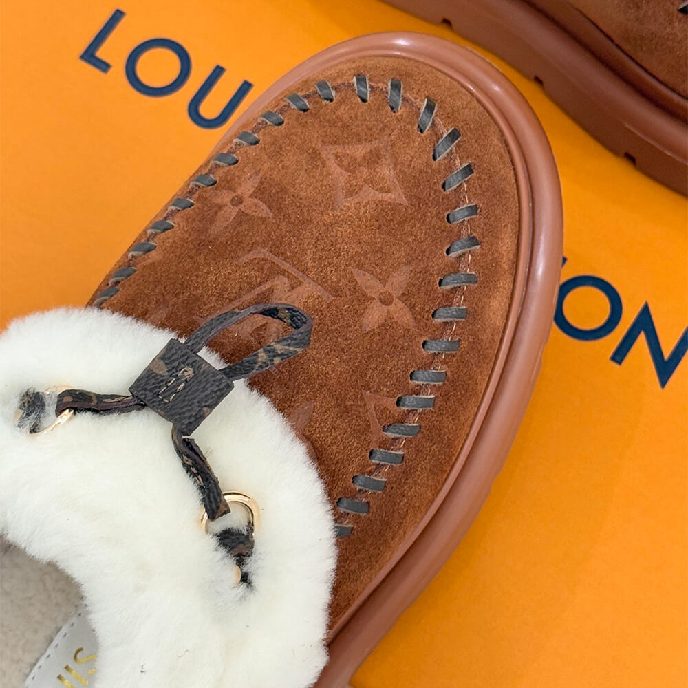 LV Ski Cortina Closed Mule