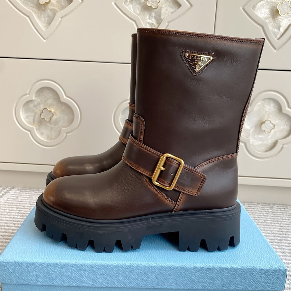 Pra*a Leather booties