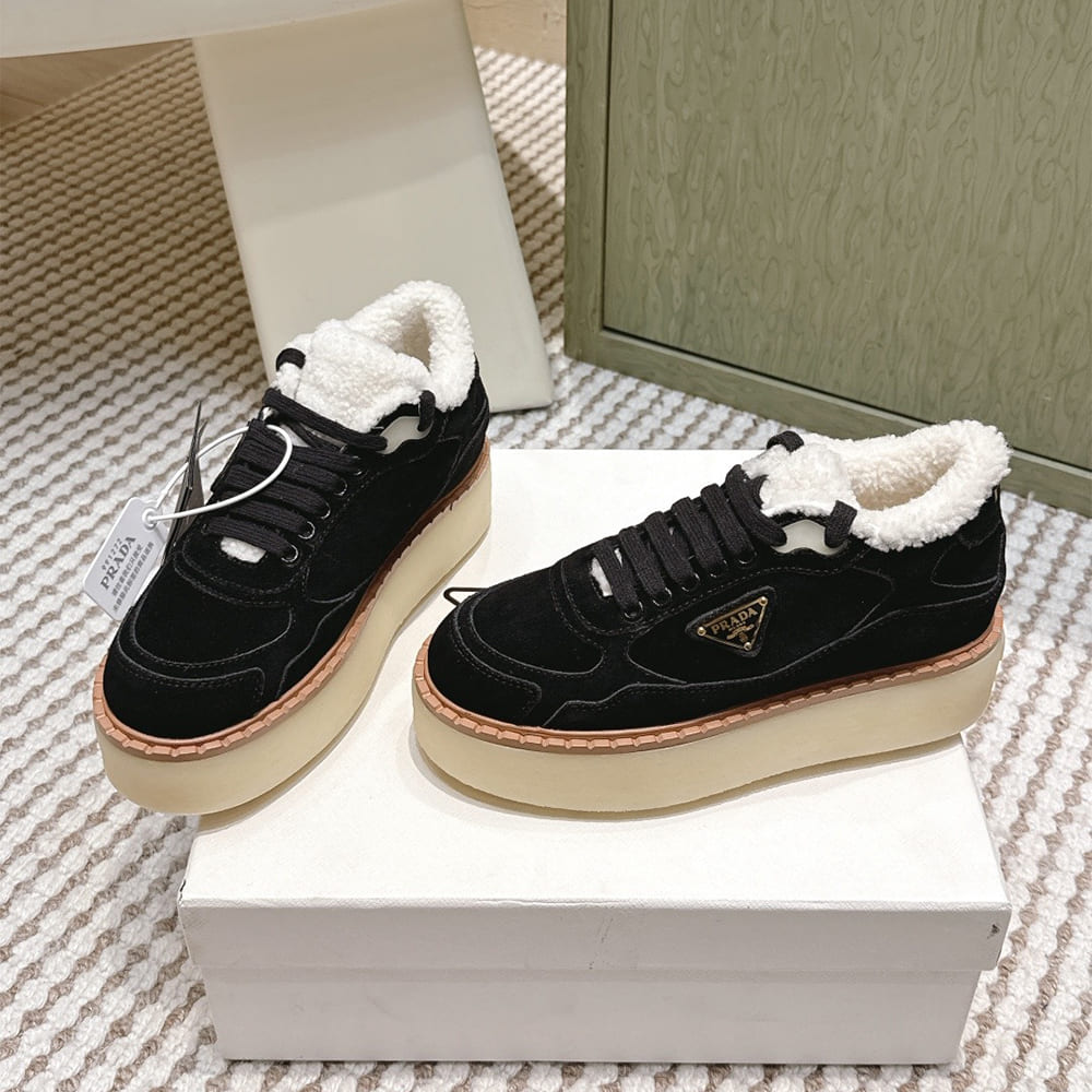 Pra*a Suede mid-top sneakers