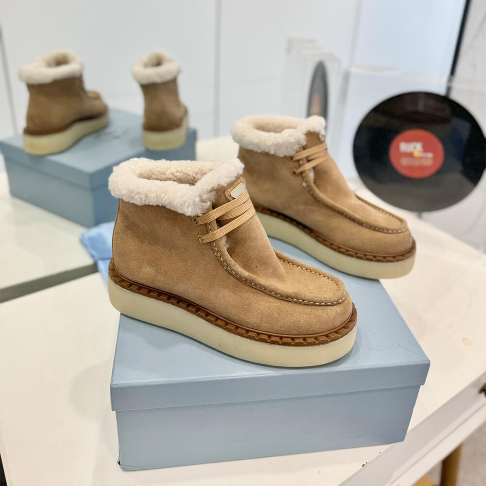 Pra*a Suede leather polo boots