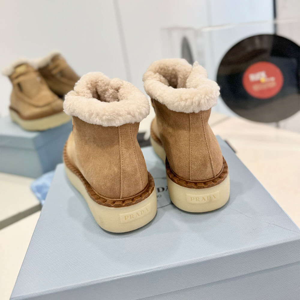 Pra*a Suede leather polo boots