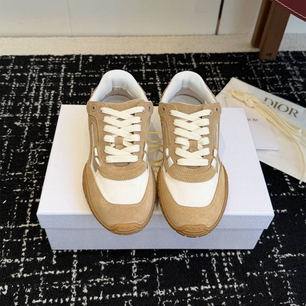 D10r Tech Sneaker