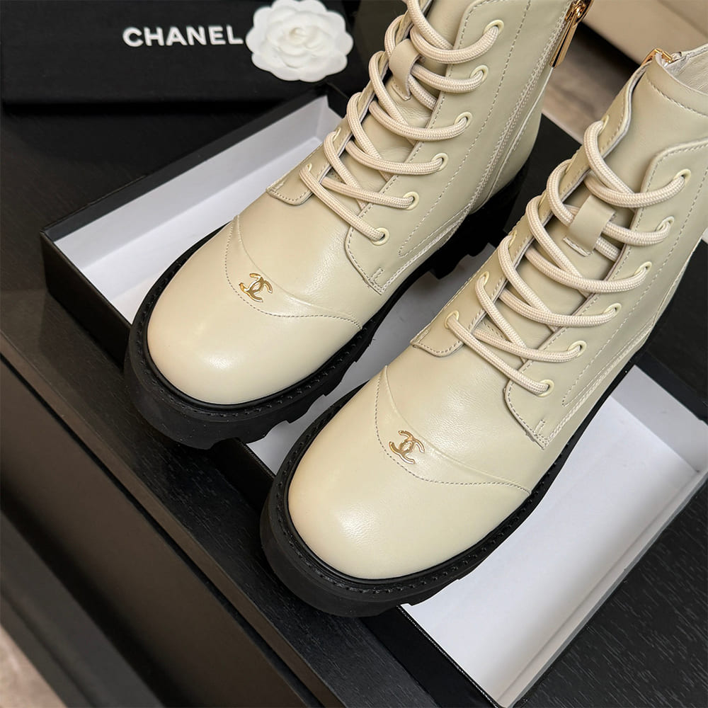 Ch**el Boots