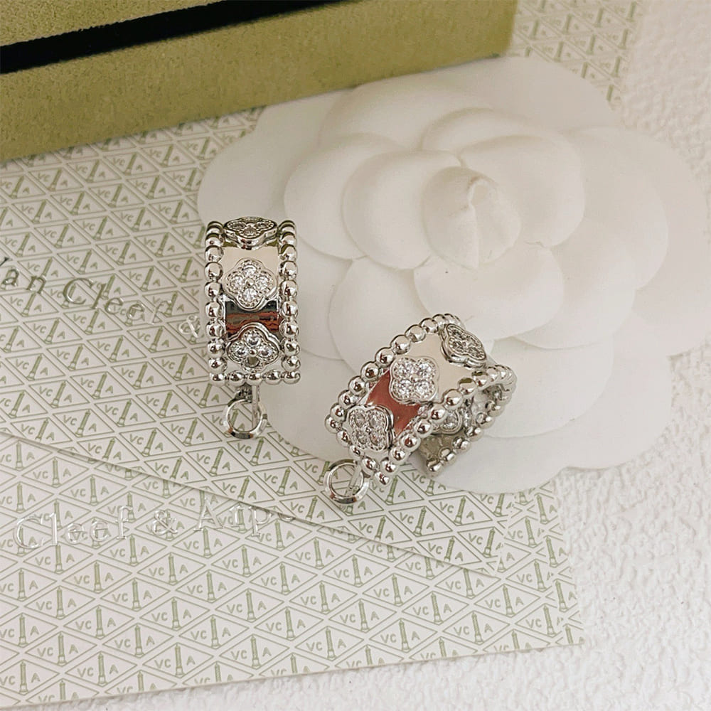 VCA Perl??e four-leaf clover hoop earrings