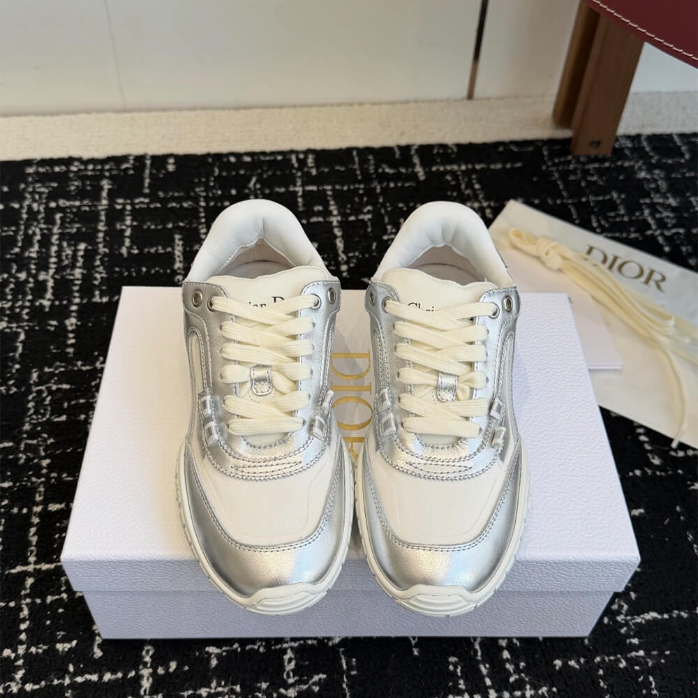 D10r Tech Sneaker