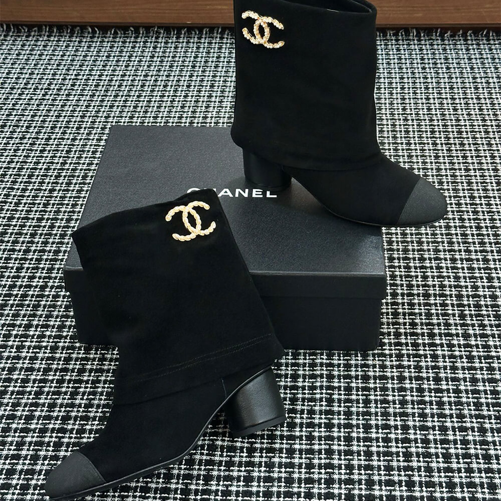Ch**el Boots