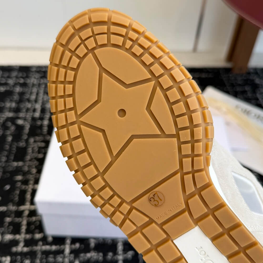 D10r Tech Sneaker
