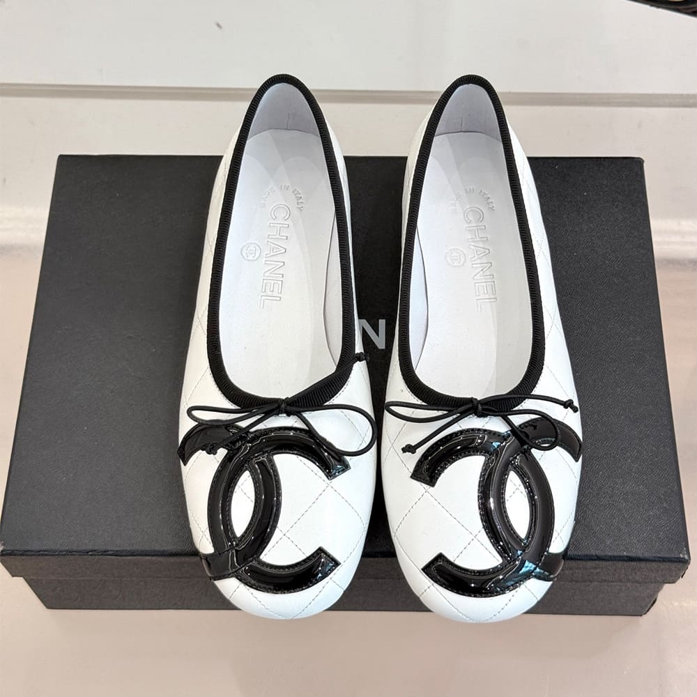 Ch**el Quilted Ballerina Flats