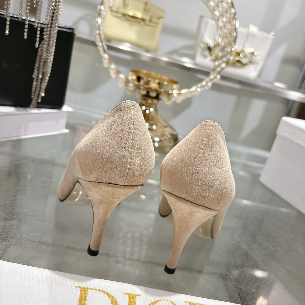 D10r Initials Pump