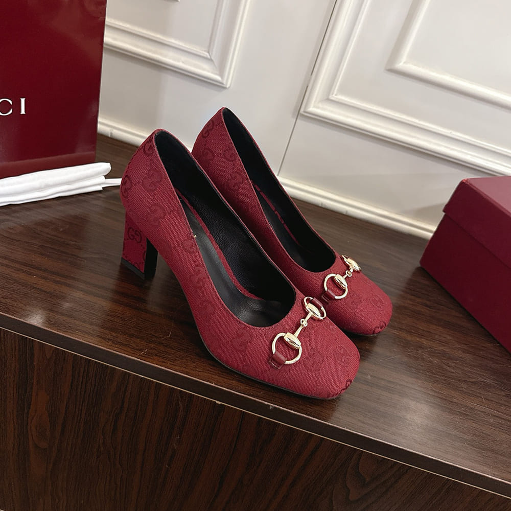 Gvc*1 Women’s Signora pump (EU SIZE 36-42)